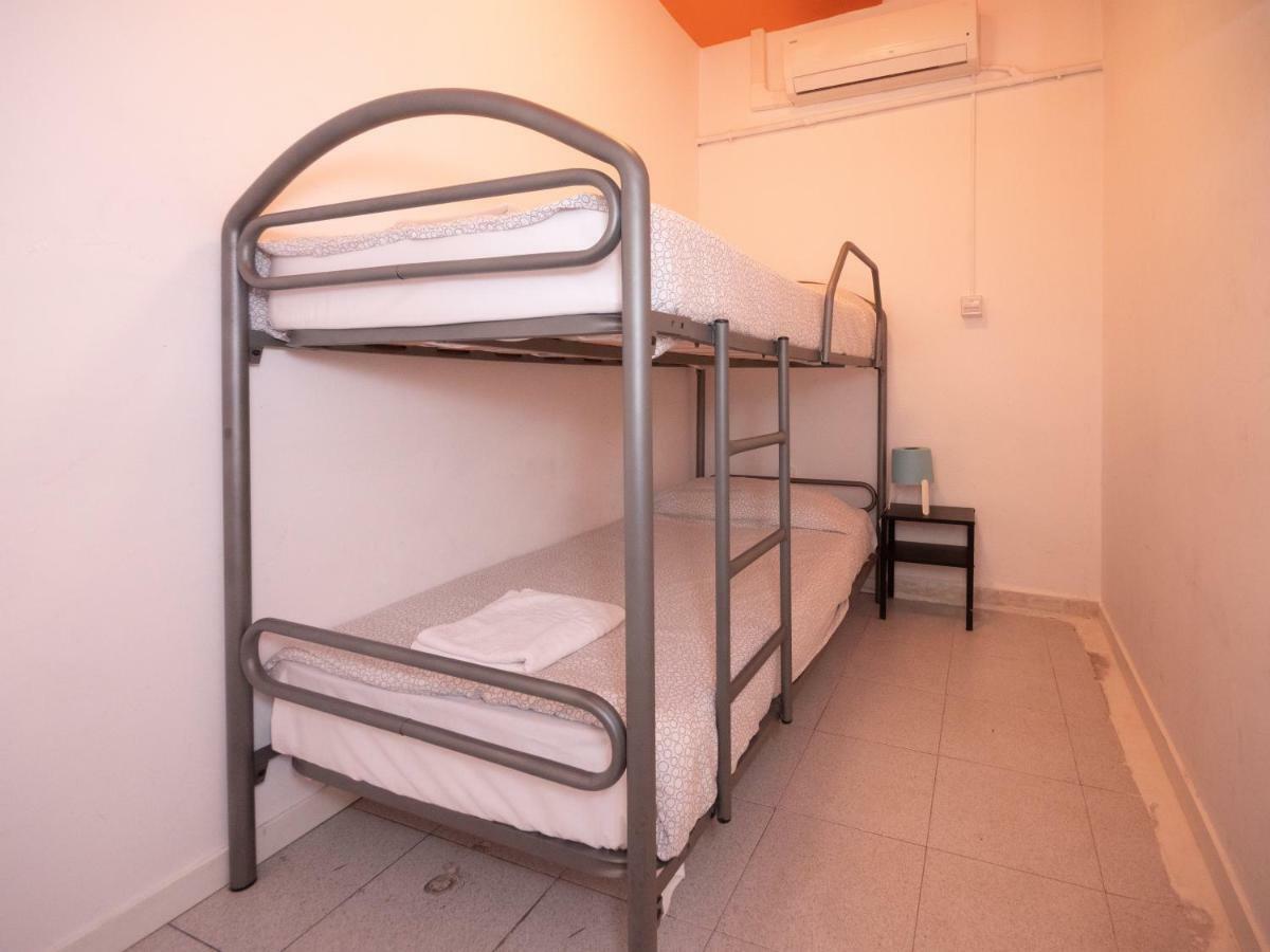 Habitación Doble Económica con baño compartido